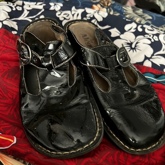 Alegria Classic Patent Leather Mary Jane T-Strap Mules Clogs SZ 38 7-7.5 - Picture 8 of 10